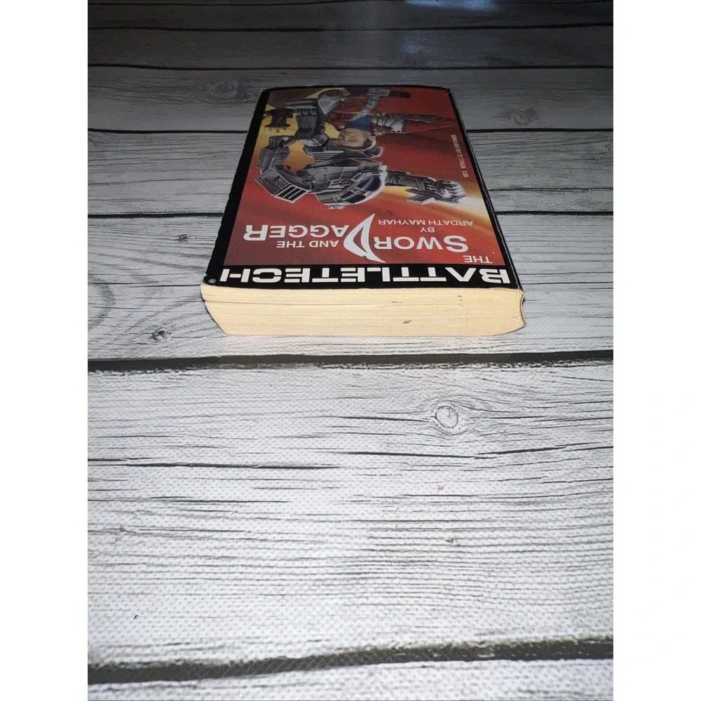 Battletech: THE SWORD AND THE DAGGER Paperback Book 1st Print Ardath Mayhar FASA